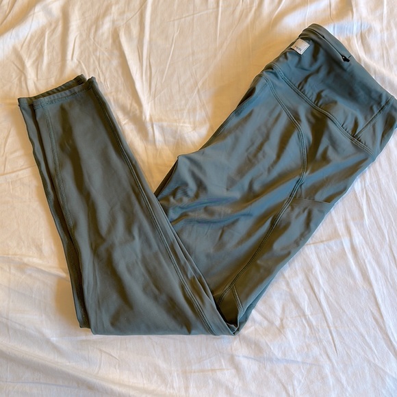 Vuori Pants - SOLD - Vuori Stride Leggings Size Large